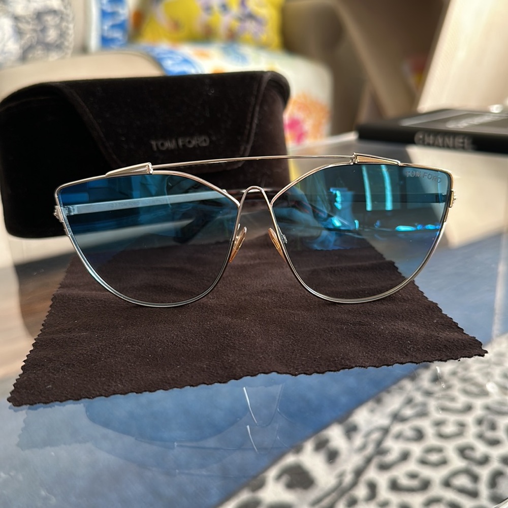 Tom Ford Sunglasses - Picture 1 of 4